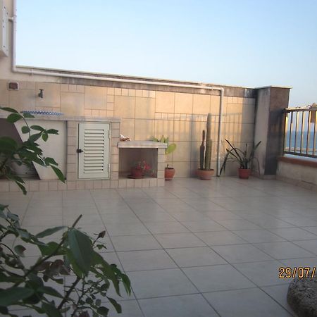 취아카 Attico Con Vista Panoramica Sul Mare 아파트 객실 사진