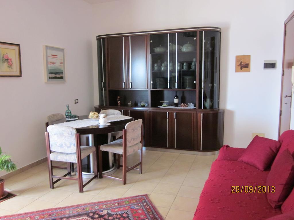 취아카 Attico Con Vista Panoramica Sul Mare 아파트 객실 사진
